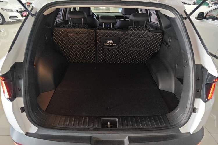 Used Hyundai Tucson 2023 Tucson L 1.5T Automatic Two-Wheel Drive GLX Elite Edition Trunk