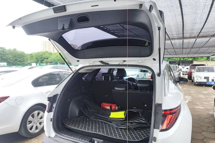 Used Hyundai Tucson 2023 Tucson L 1.5T Automatic Two-Wheel Drive DLX Luxury Edition Trunk