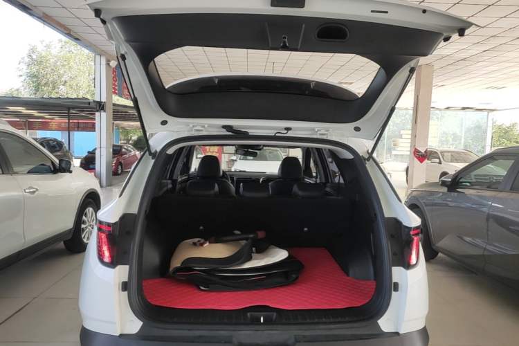 Used Hyundai Tucson 2023 Tucson L 1.5T Automatic Two-Wheel Drive DLX Luxury Edition Trunk
