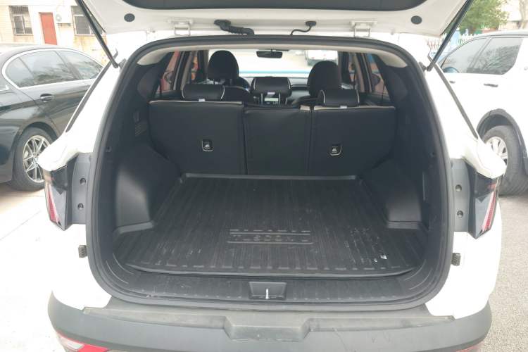 Used Hyundai Tucson 2023 Tucson L 1.5T Automatic Two-Wheel Drive DLX Luxury Edition Trunk