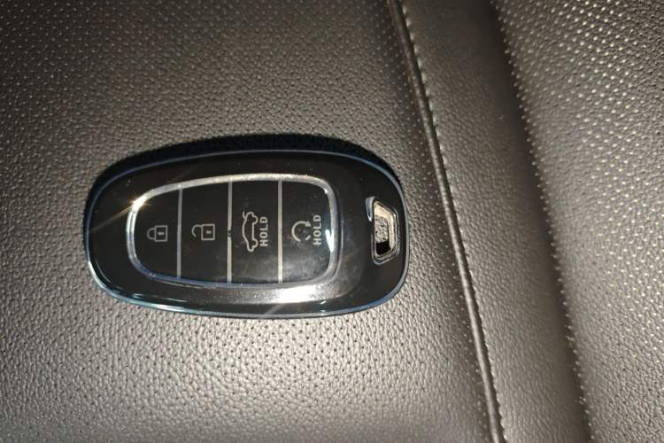 Used Hyundai Tucson 2023 Tucson L 1.5T Automatic Two-Wheel Drive GLX Elite Edition Vehicle Key