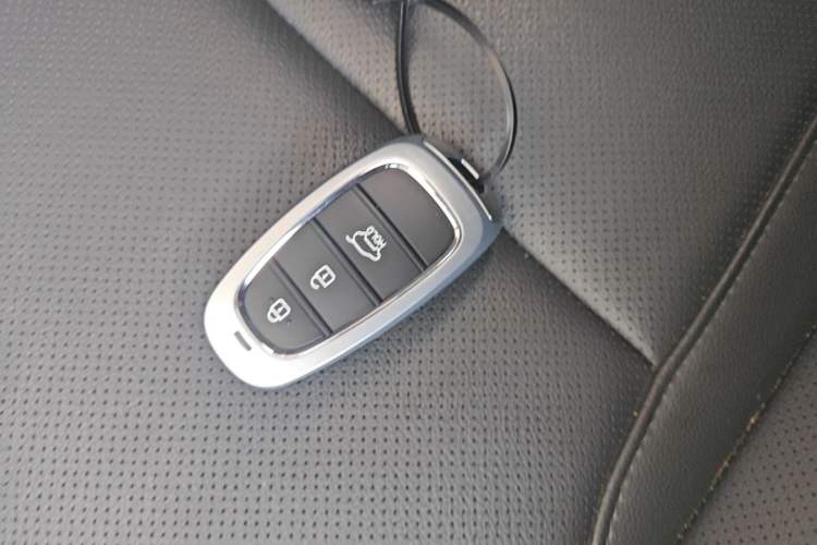Used Hyundai Tucson 2023 Tucson L 1.5T Automatic Two-Wheel Drive DLX Luxury Edition Vehicle Key