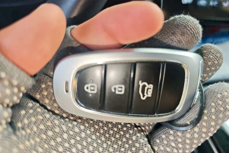 Used Hyundai Tucson 2023 Tucson L 1.5T Automatic Two-Wheel Drive DLX Luxury Edition Vehicle Key