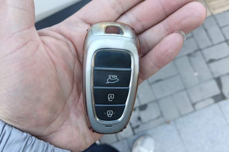 Used Hyundai Tucson 2023 Tucson L 1.5T Automatic Two-Wheel Drive DLX Luxury Edition Vehicle Key