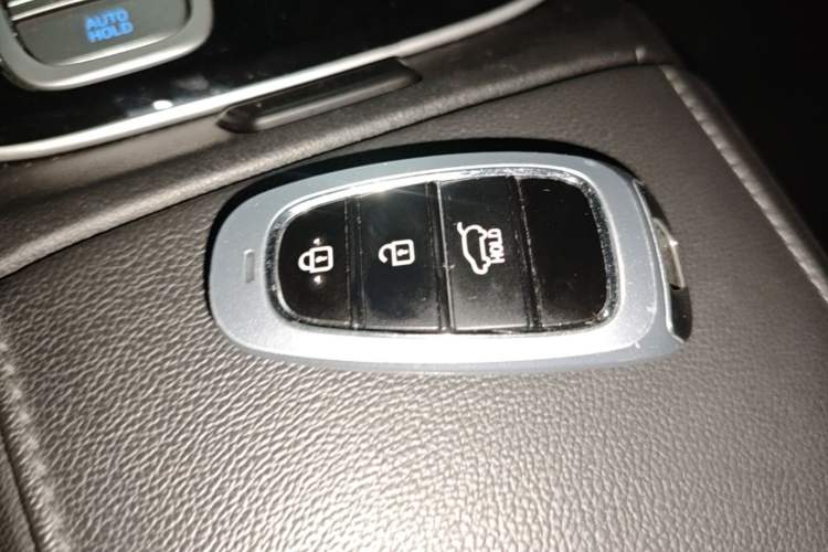 Used Hyundai Tucson 2023 Tucson L 1.5T Automatic Two-Wheel Drive DLX Luxury Edition Vehicle Key