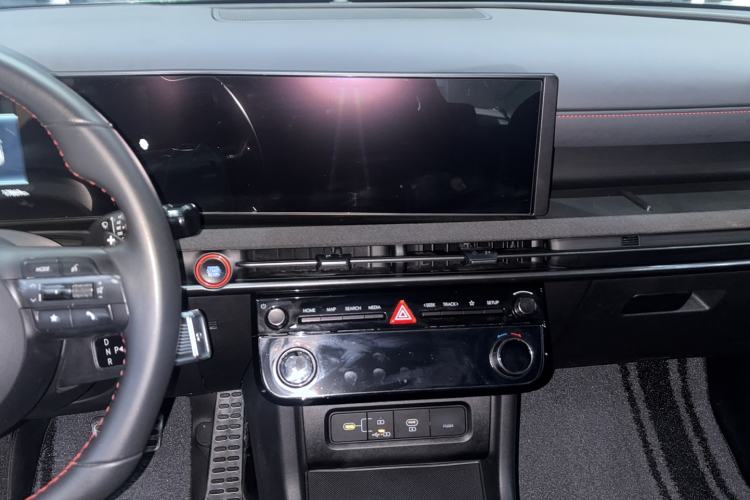 Used Hyundai Tucson 2025 Tucson L 1.5T Elite Edition N-Line Audio And AC Panel