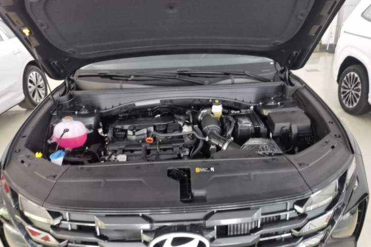Used Hyundai Tucson 2025 Tucson L 1.5T Elite Edition Engine Bay