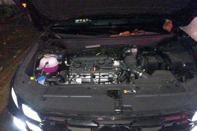 Used Hyundai Tucson 2025 Tucson L 1.5T Prestige Edition Engine Bay Right
