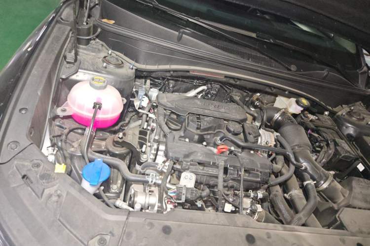 Used Hyundai Tucson 2025 Tucson L 1.5T Prestige Edition Engine Bay Right