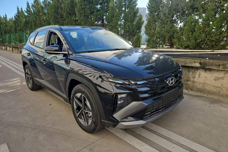 Used Hyundai Tucson 2025 Tucson L 1.5T Elite Edition Exterior 3