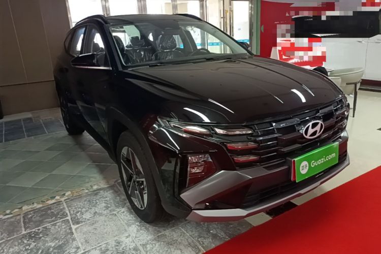 Used Hyundai Tucson 2025 Tucson L 1.5T Elite Edition Front Right 45 Deg
