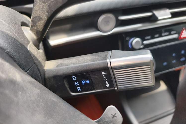 Used Hyundai Tucson 2025 Tucson L 1.5T Elite Edition Gear Lever