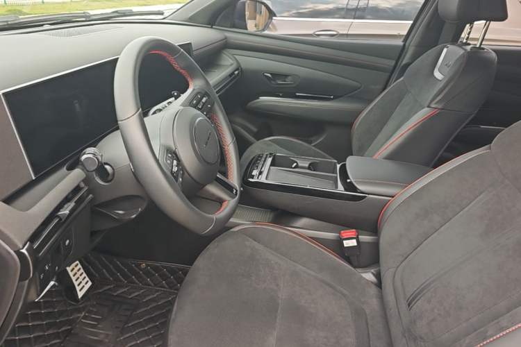 Used Hyundai Tucson 2025 Tucson L 1.5T Elite Edition N-Line Left Front Seat