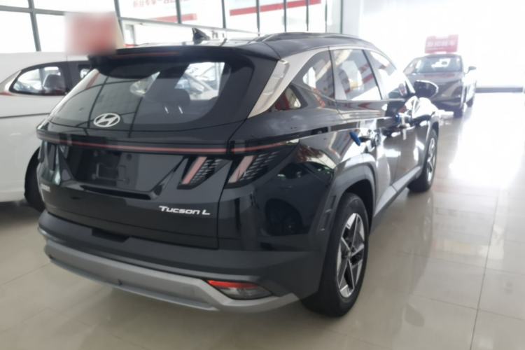 Used Hyundai Tucson 2025 Tucson L 1.5T Elite Edition Rear Right 45 Deg