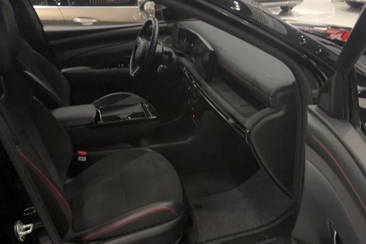 Used Hyundai Tucson 2025 Tucson L 1.5T Elite Edition N-Line Right Front Seat