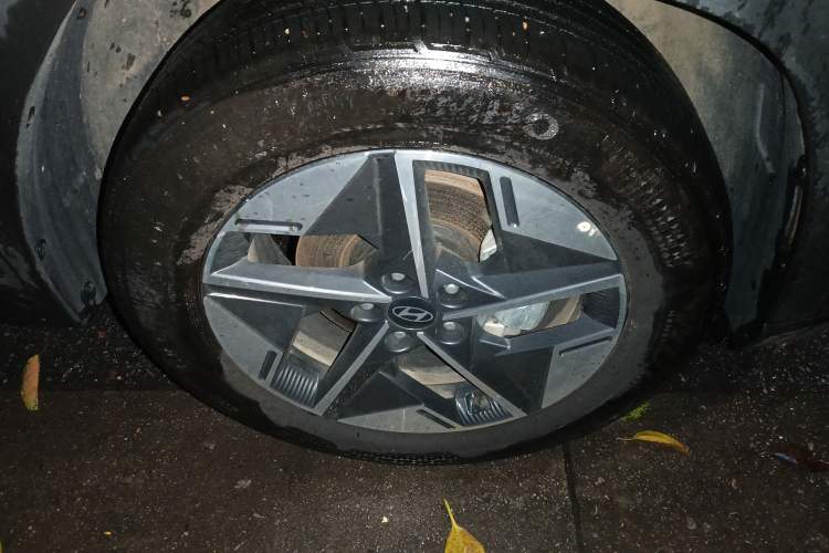 Used Hyundai Tucson 2025 Tucson L 1.5T Prestige Edition Right Front Wheel Hub