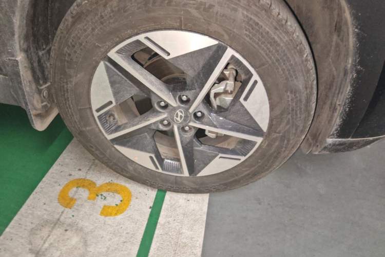 Used Hyundai Tucson 2025 Tucson L 1.5T Prestige Edition Right Front Wheel Hub