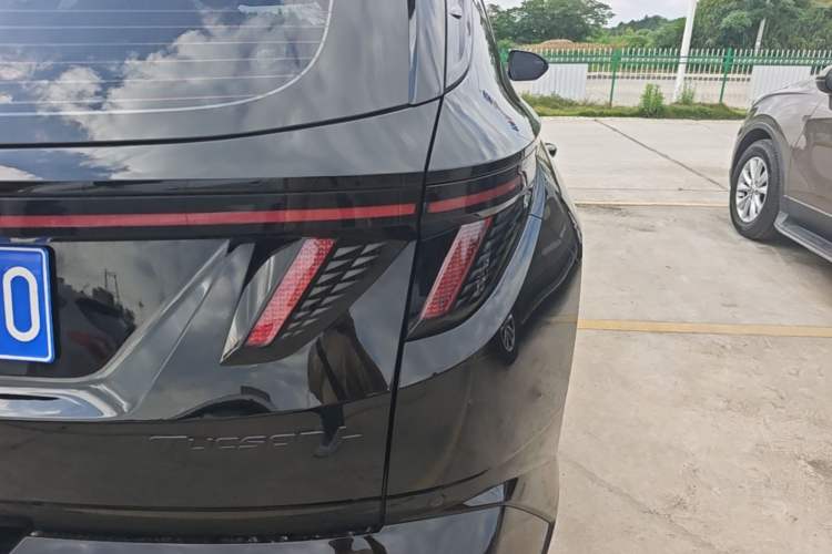Used Hyundai Tucson 2025 Tucson L 1.5T Elite Edition N-Line Right Rear Taillight