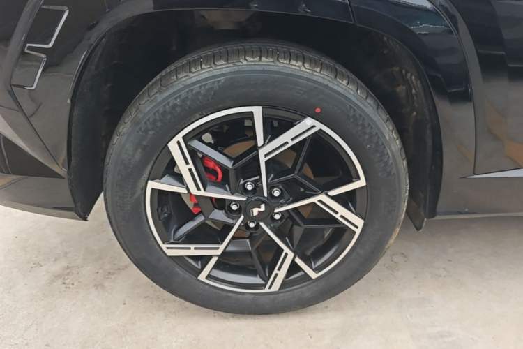 Used Hyundai Tucson 2025 Tucson L 1.5T Elite Edition N-Line Right Rear Wheel Hub