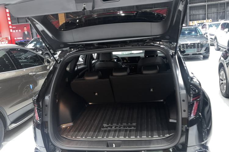 Used Hyundai Tucson 2025 Tucson L 1.5T Elite Edition N-Line Trunk