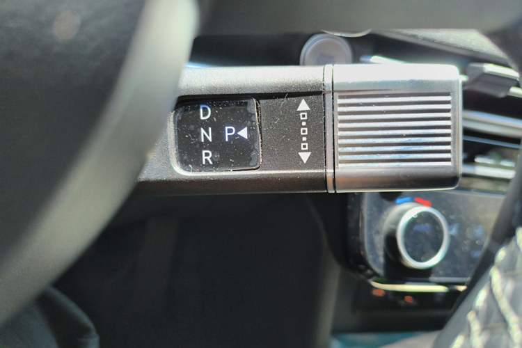 Used Hyundai Tucson 2025 Tucson L 1.5T Prestige Edition Gear Lever