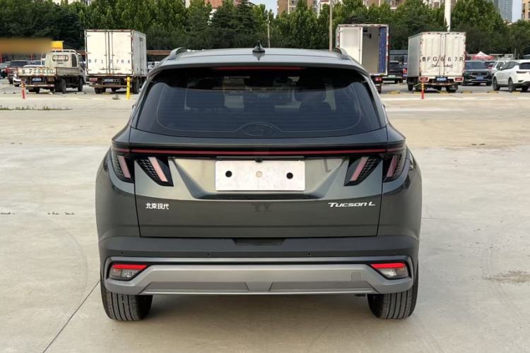 Used Hyundai Tucson 2025 Tucson L 1.5T Prestige Edition Exterior 4