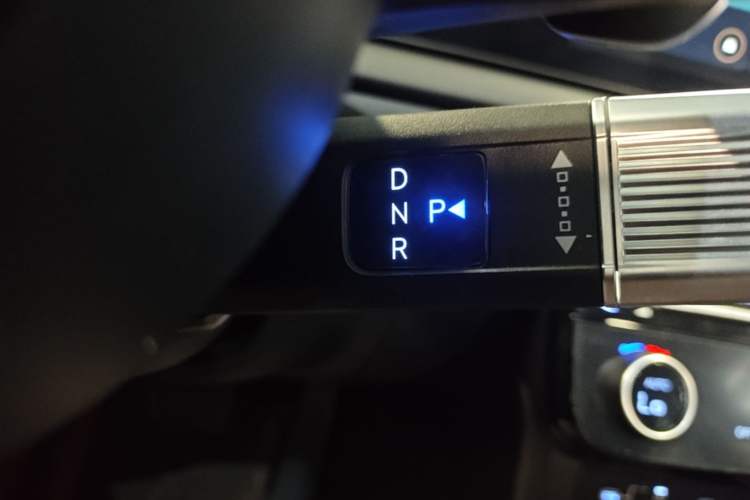 Used Hyundai Tucson 2025 Tucson L 1.5T Elite Edition Gear Lever