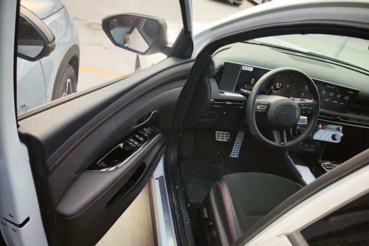 Used Hyundai Tucson 2025 Tucson L 1.5T Elite Edition N-Line Driver Seat