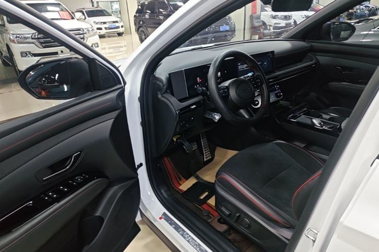 Used Hyundai Tucson 2025 Tucson L 1.5T Elite Edition N-Line Driver Seat