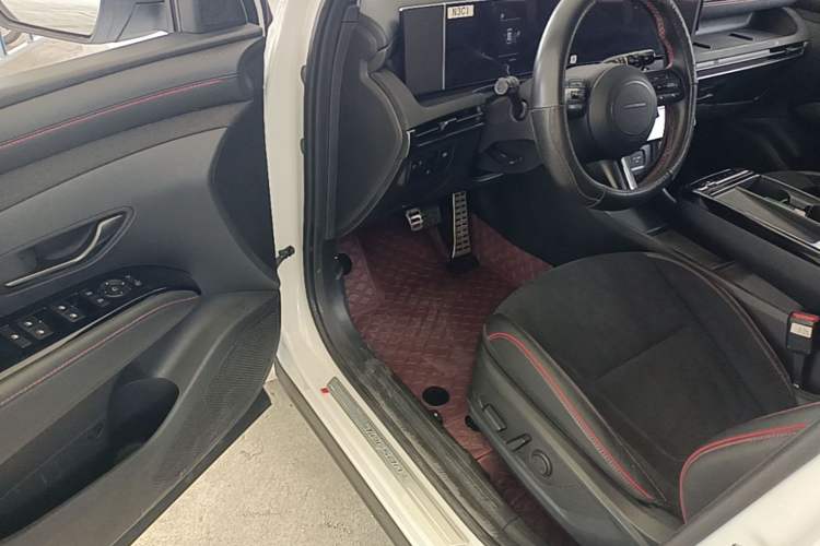 Used Hyundai Tucson 2025 Tucson L 1.5T Elite Edition N-Line Driver Seat