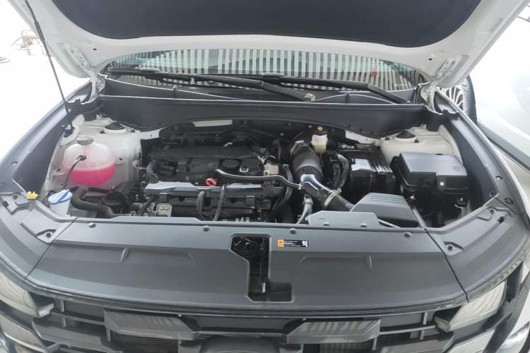 Used Hyundai Tucson 2025 Tucson L 1.5T Elite Edition Engine Bay