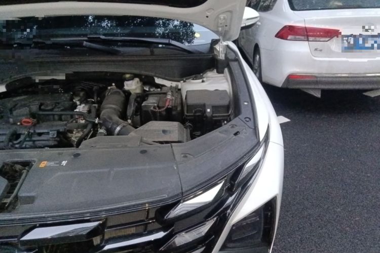 Used Hyundai Tucson 2025 Tucson L 1.5T Prestige Edition Engine Bay Left