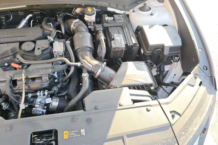 Used Hyundai Tucson 2025 Tucson L 1.5T Prestige Edition Engine Bay Left