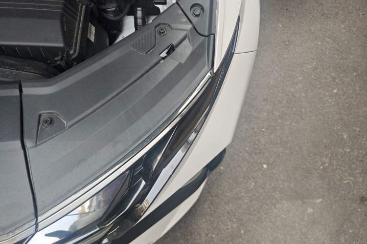 Used Hyundai Tucson 2025 Tucson L 1.5T Elite Edition N-Line Engine Bay Left