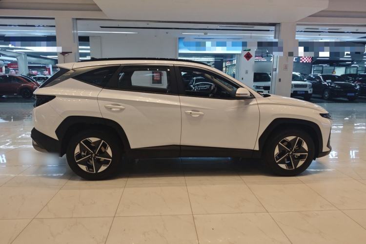 Used Hyundai Tucson 2025 Tucson L 1.5T Elite Edition Exterior 5