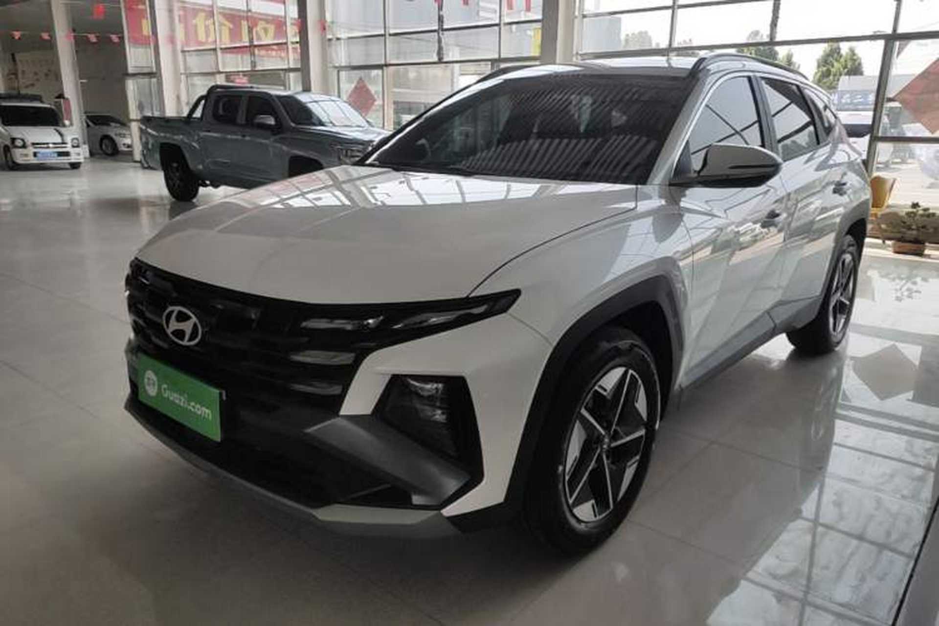 Used Hyundai Tucson 2025 Tucson L 1.5T Elite Edition Front Left 45 Deg