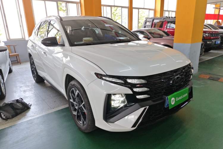 Used Hyundai Tucson 2025 Tucson L 1.5T Elite Edition N-Line Front Right 45 Deg