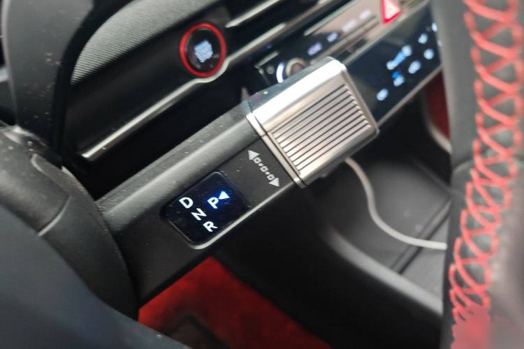 Used Hyundai Tucson 2025 Tucson L 1.5T Elite Edition N-Line Gear Lever