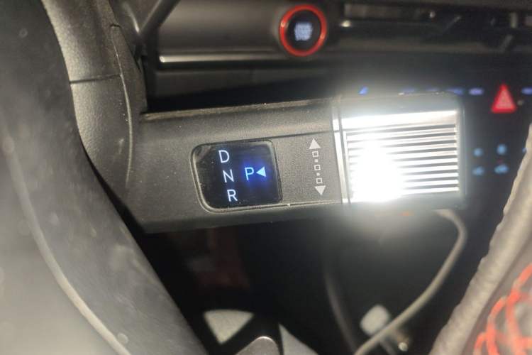 Used Hyundai Tucson 2025 Tucson L 1.5T Elite Edition N-Line Gear Lever
