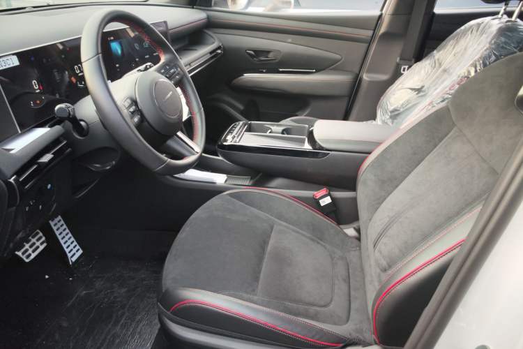 Used Hyundai Tucson 2025 Tucson L 1.5T Elite Edition N-Line Left Front Seat