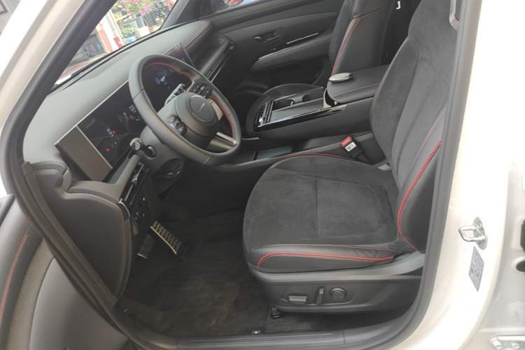 Used Hyundai Tucson 2025 Tucson L 1.5T Elite Edition N-Line Left Front Seat