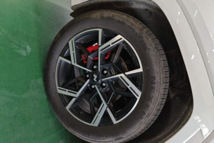 Used Hyundai Tucson 2025 Tucson L 1.5T Elite Edition N-Line Left Front Wheel Hub