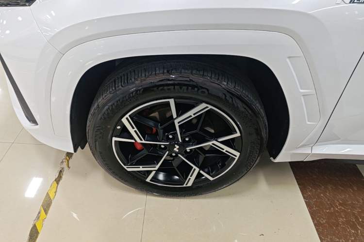 Used Hyundai Tucson 2025 Tucson L 1.5T Elite Edition N-Line Left Front Wheel Hub