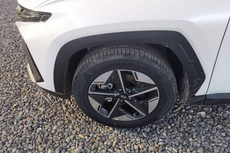 Used Hyundai Tucson 2025 Tucson L 1.5T Elite Edition Left Front Wheel Hub