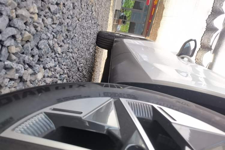 Used Hyundai Tucson 2025 Tucson L 1.5T Elite Edition Left Side Sill