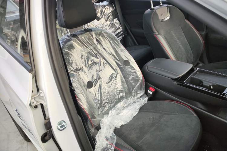 Used Hyundai Tucson 2025 Tucson L 1.5T Elite Edition N-Line Right Front Seat
