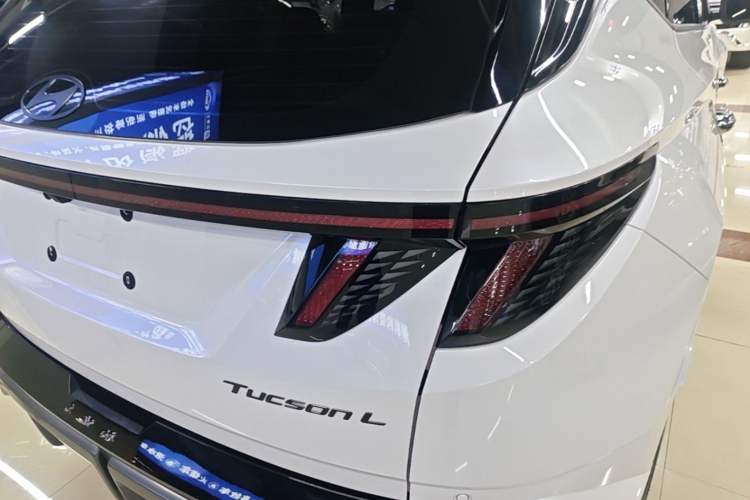 Used Hyundai Tucson 2025 Tucson L 1.5T Elite Edition N-Line Right Rear Taillight