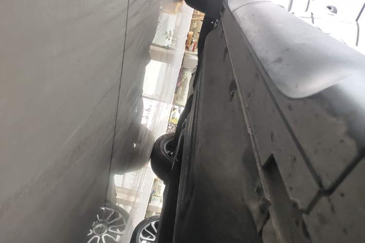 Used Hyundai Tucson 2025 Tucson L 1.5T Elite Edition Right Side Sill