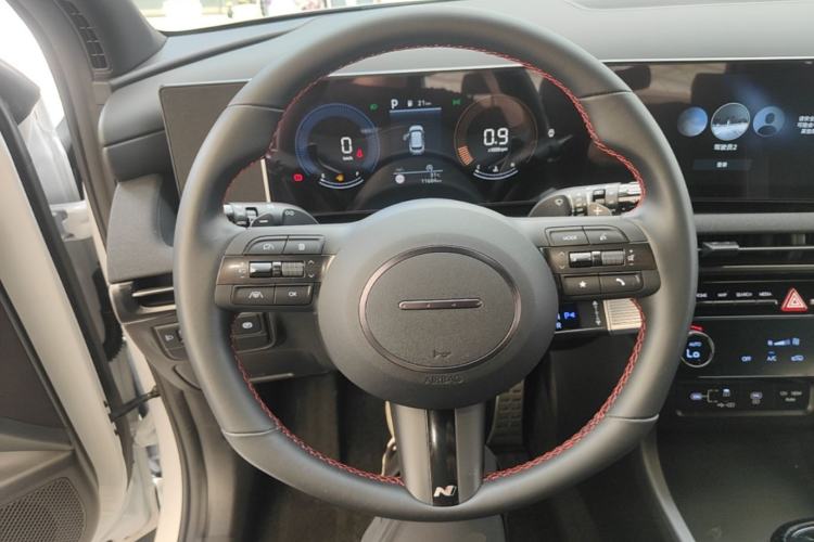 Used Hyundai Tucson 2025 Tucson L 1.5T Elite Edition N-Line Steering Wheel