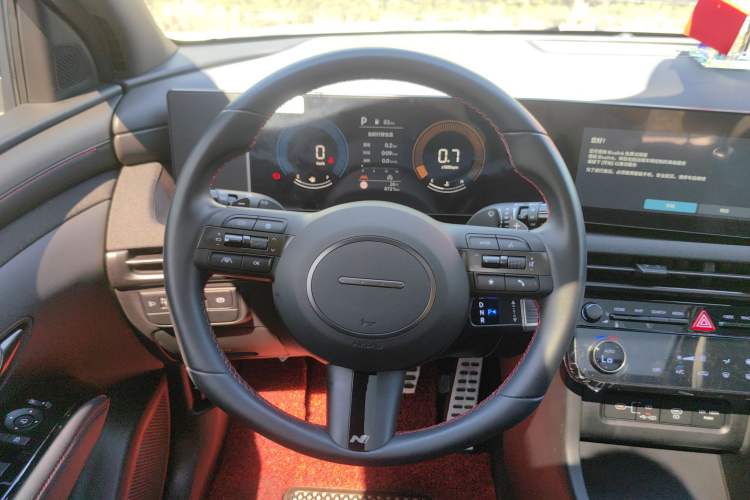 Used Hyundai Tucson 2025 Tucson L 1.5T Elite Edition N-Line Steering Wheel